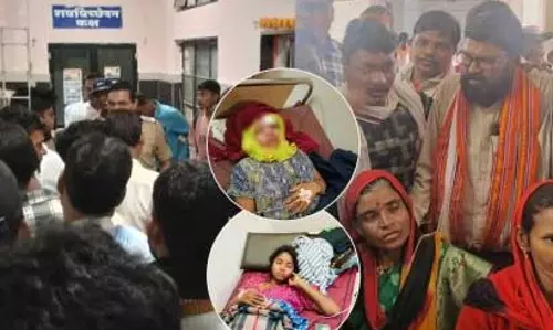 आश्रम स्कूल के प्रधानाचार्य और अधीक्षक निलंबित आश्रम स्कूल के प्रधानाचार्य और अधीक्षक निलंबित