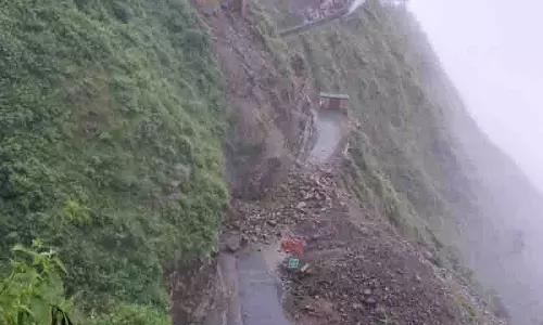 Chamba में भूस्खलन से मकान क्षतिग्रस्त, सड़क संपर्क टूटा
