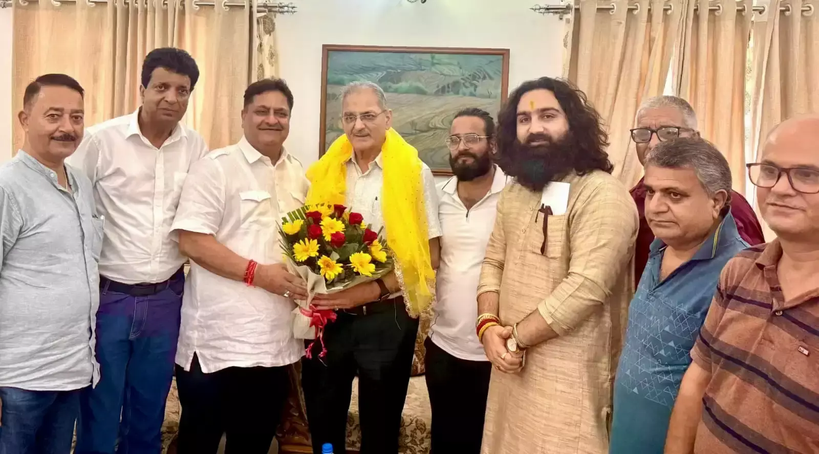 Jammu: लद्दाख उपराज्यपाल से कश्मीरी पंडितों के मुद्दों पर चर्चा Jammu: लद्दाख उपराज्यपाल से कश्मीरी पंडितों के मुद्दों पर चर्चा