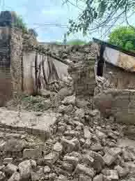 Up News: कच्चा मकान गिरने से सास की मौत, बहू घायल Up News: कच्चा मकान गिरने से सास की मौत, बहू घायल