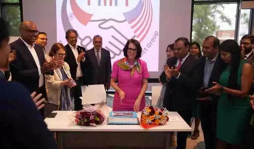 हैदराबाद में US की आगामी महावाणिज्य दूत लॉरा विलियम्स ने तकनीक-संचालित आउटरीच का संकल्प लिया हैदराबाद में US की आगामी महावाणिज्य दूत लॉरा विलियम्स ने तकनीक-संचालित आउटरीच का संकल्प लिया