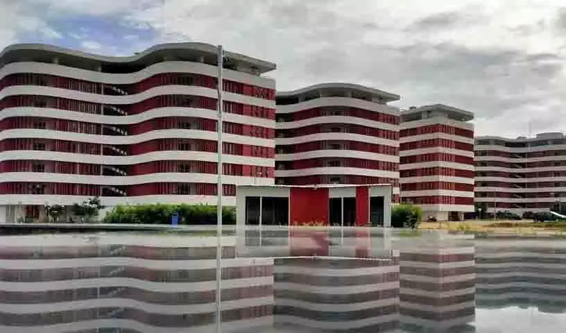 IIIT-हैदराबाद ने माइक्रोफैब्रिकेशन और सेमीकंडक्टर कैरेक्टराइजेशन फैबलैब लॉन्च किया IIIT-हैदराबाद ने माइक्रोफैब्रिकेशन और सेमीकंडक्टर कैरेक्टराइजेशन फैबलैब लॉन्च किया