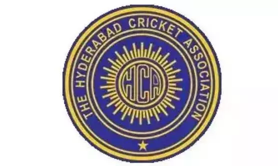 HCA द्वारा शीर्ष अधिकारियों के निलंबन पर सवाल HCA द्वारा शीर्ष अधिकारियों के निलंबन पर सवाल