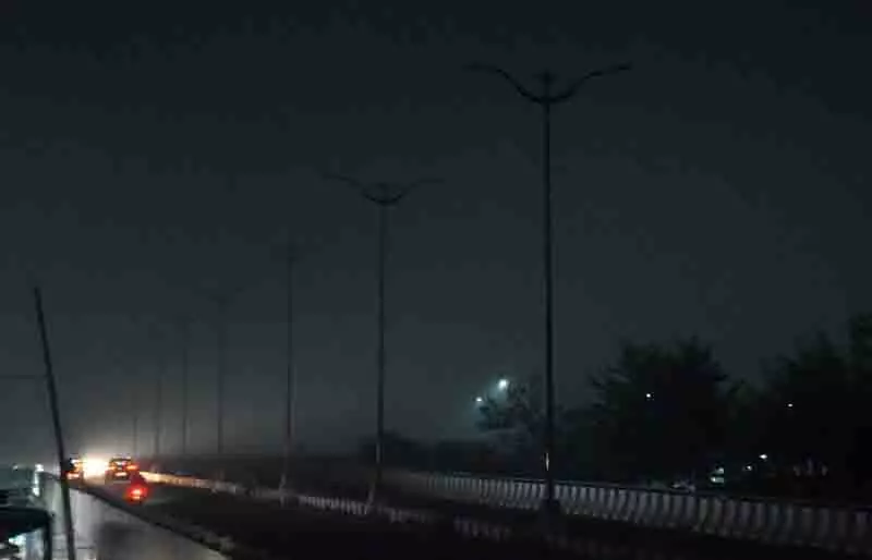 जालंधर के अंधेरे स्थानों को जल्द ही LED लाइटों से रोशन किया जाएगा जालंधर के अंधेरे स्थानों को जल्द ही LED लाइटों से रोशन किया जाएगा