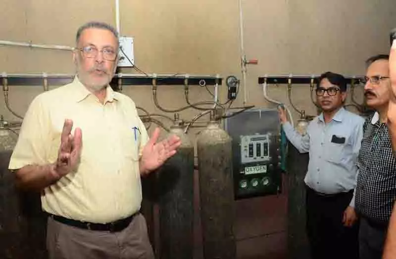 Jalandhar अस्पताल के निलंबित डॉक्टर ने सरकारी जांच की निष्पक्षता पर सवाल उठाए Jalandhar अस्पताल के निलंबित डॉक्टर ने सरकारी जांच की निष्पक्षता पर सवाल उठाए