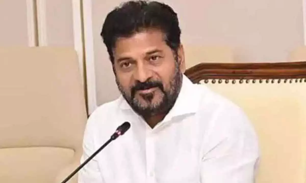 तेलंगाना के मुख्यमंत्री रेवंत रेड्डी को कालेश्वरम रिपोर्ट सौंपी गई तेलंगाना के मुख्यमंत्री रेवंत रेड्डी को कालेश्वरम रिपोर्ट सौंपी गई