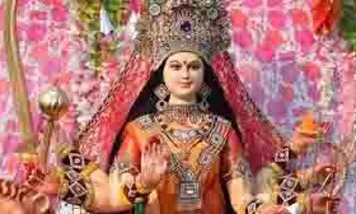 Masik Durgashtami 2025: मां दुर्गा की कृपा पाने के लिए करें ये उपाय Masik Durgashtami 2025: मां दुर्गा की कृपा पाने के लिए करें ये उपाय