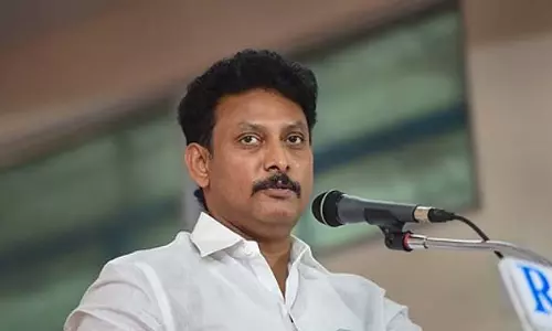 स्कूलों की हर पहलू से निगरानी की जानी चाहिए: मंत्री ने प्रधानाध्यापकों को निर्देश दिया