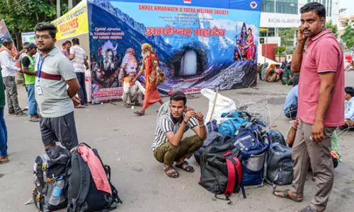 अमरनाथ यात्रा दूसरे दिन भी जम्मू से स्थगित, सिर्फ बालटाल से गुफा की ओर जाने की इजाजत