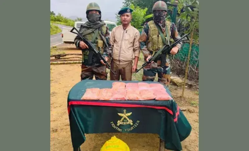 Mizoram: असम राइफल्स ने चम्फाई में 33.33 करोड़ रुपये की मेथ टैबलेट जब्त की Mizoram: असम राइफल्स ने चम्फाई में 33.33 करोड़ रुपये की मेथ टैबलेट जब्त की