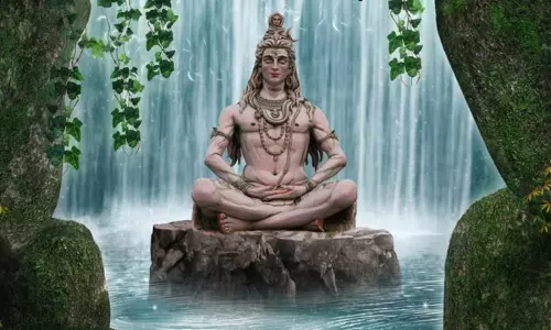 सावन मास समाप्त पहले कर लें ये 5 शिव उपाय, दूर हर बाधा सावन मास समाप्त पहले कर लें ये 5 शिव उपाय, दूर हर बाधा