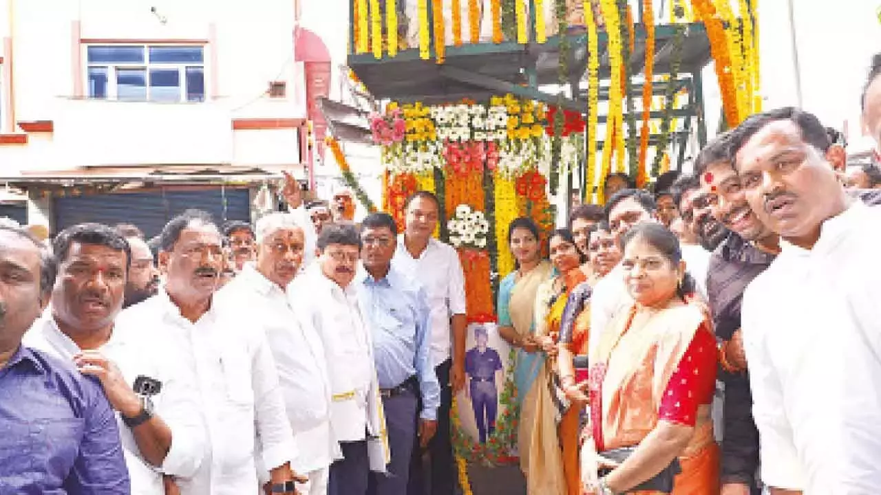 भाजपा तेलंगाना प्रमुख ने मालेगांव फैसले का स्वागत किया भाजपा तेलंगाना प्रमुख ने मालेगांव फैसले का स्वागत किया
