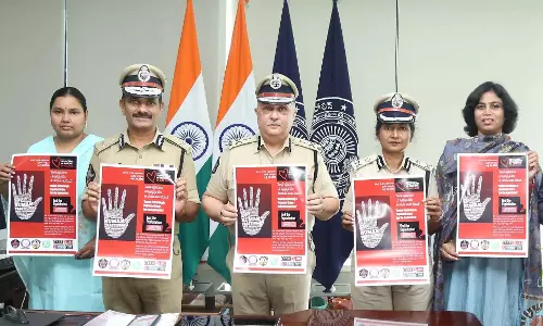 लापता लड़कियों का पता लगाने के लिए Andhra में अभियान शुरू लापता लड़कियों का पता लगाने के लिए Andhra में अभियान शुरू