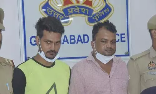Ghaziabad: बृज विहार ज्वैलर की दुकान में डकैती के मामले में 4 गिरफ्तार