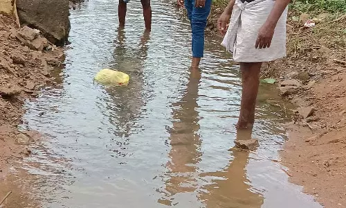 Munirabad : महीने के अंत तक नहीं पहुंचता पानी Munirabad : महीने के अंत तक नहीं पहुंचता पानी