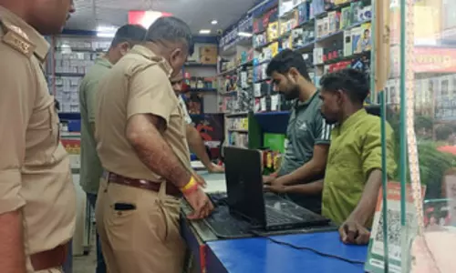 नोएडा में ऑपरेशन तलाश शुरू, फर्जी सिम कार्ड और साइबर अपराधों पर लगेगी लगाम