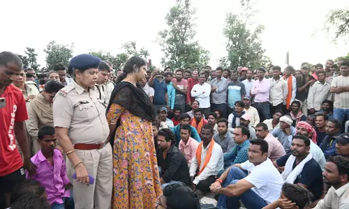 थानेदार ने जबरन चोरी मामले में फंसाया, युवक की आत्महत्या मामले में गंभीर आरोप थानेदार ने जबरन चोरी मामले में फंसाया, युवक की आत्महत्या मामले में गंभीर आरोप