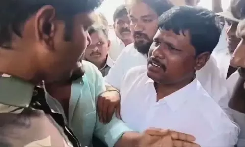 Andhra के मंत्री के भाई को पुलिस कांस्टेबल को थप्पड़ मारते हुए कैमरे में कैद किया गया