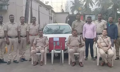 डकैती का मामला: तीन आरोपी हिरासत में लिए गए डकैती का मामला: तीन आरोपी हिरासत में लिए गए
