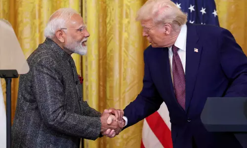 भारत ने रूस से निभाई दोस्‍ती, ट्रंप की तिलमिलाहट, अब विदेश मंत्रालय का बड़ा बयान