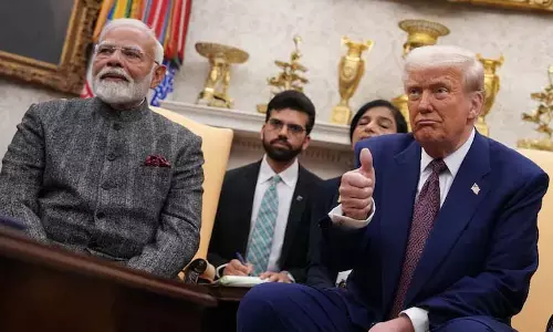 White House ने फिर दावा किया कि भारत के इनकार के बावजूद ट्रंप ने भारत-पाकिस्तान शत्रुता समाप्त कर दी White House ने फिर दावा किया कि भारत के इनकार के बावजूद ट्रंप ने भारत-पाकिस्तान शत्रुता समाप्त कर दी