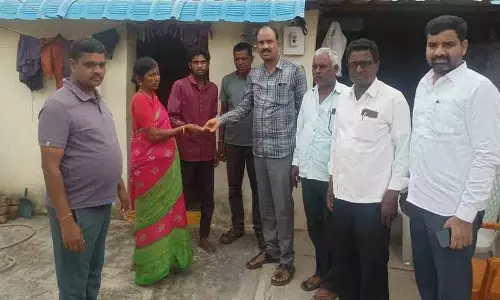 मृतक के परिवार को वित्तीय सहायता मृतक के परिवार को वित्तीय सहायता