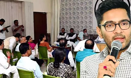 पार्टी नेतृत्व के साथ अभिषेक की बैठक की तारीख बदली पार्टी नेतृत्व के साथ अभिषेक की बैठक की तारीख बदली
