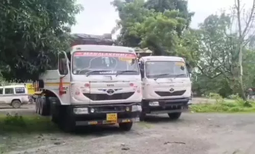 बम्हनीडीह क्षेत्र में अवैध राखड़ डंपिंग पर प्रशासन की बड़ी कार्रवाई, तीन ट्रेलर जब्त