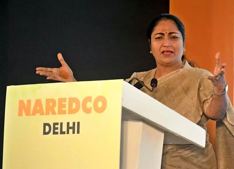 बिना वैकल्पिक आवास के नहीं टूटेगी झुग्गी: सीएम गुप्ता बिना वैकल्पिक आवास के नहीं टूटेगी झुग्गी: सीएम गुप्ता