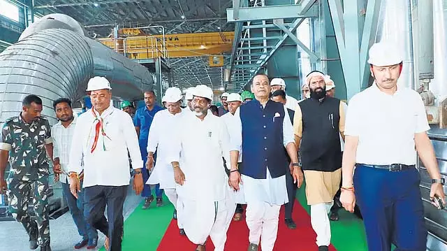 जनवरी 2026 तक सभी पांच YTPP इकाइयां तैयार हो जाएंगी: उपमुख्यमंत्री भट्टी जनवरी 2026 तक सभी पांच YTPP इकाइयां तैयार हो जाएंगी: उपमुख्यमंत्री भट्टी