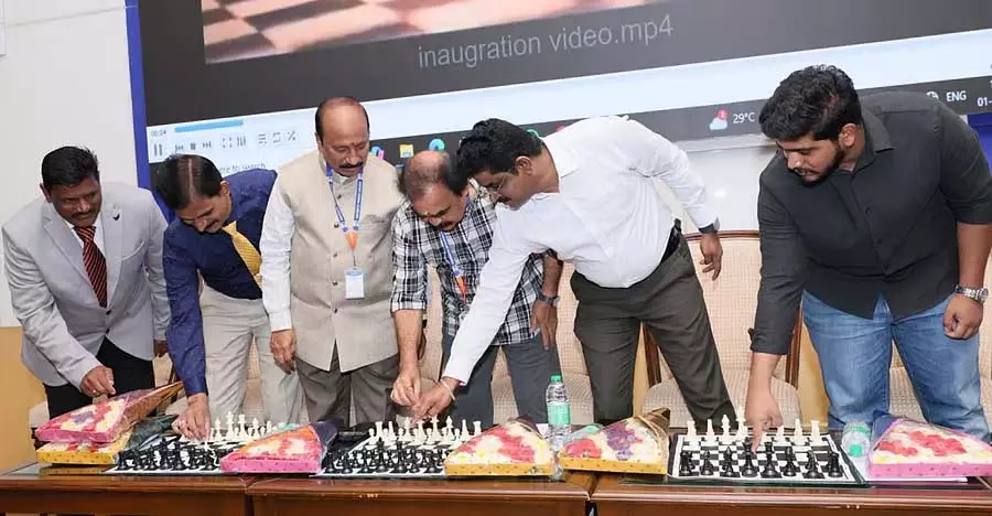 Karnataka : कलबुर्गी क्षेत्रीय स्तरीय शतरंज टूर्नामेंट शुरू Karnataka : कलबुर्गी क्षेत्रीय स्तरीय शतरंज टूर्नामेंट शुरू