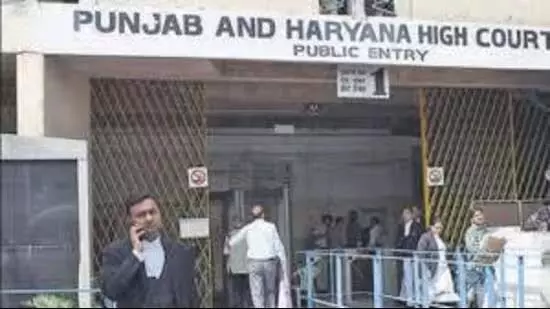 ऑनलाइन लीगल सर्विसेज पर पंजाब-हरियाणा बार काउंसिल का ऐतराज़ ऑनलाइन लीगल सर्विसेज पर पंजाब-हरियाणा बार काउंसिल का ऐतराज़