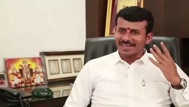 JDS नेता एच.एम. रमेश गौड़ा का आरोप, सरकार खाते के नाम पर लूट रही है JDS नेता एच.एम. रमेश गौड़ा का आरोप, सरकार खाते के नाम पर लूट रही है