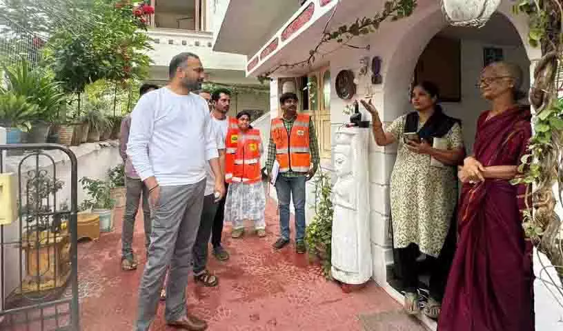 GHMC ने अलवाल सर्कल में लार्वा-रोधी प्रयास तेज किए GHMC ने अलवाल सर्कल में लार्वा-रोधी प्रयास तेज किए