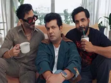 पारशक्ति खुराना की नई फिल्म में अभिषेक बनर्जी और वरुण शर्मा पारशक्ति खुराना की नई फिल्म में अभिषेक बनर्जी और वरुण शर्मा