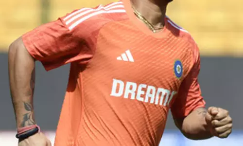 दलीप ट्रॉफी : ईशान किशन को मिली पूर्वी क्षेत्र की कप्तानी, टीम में शमी, आकाश दीप और ईश्वरन जैसे स्टार्स दलीप ट्रॉफी : ईशान किशन को मिली पूर्वी क्षेत्र की कप्तानी, टीम में शमी, आकाश दीप और ईश्वरन जैसे स्टार्स