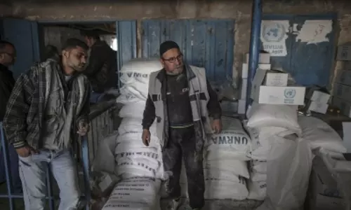 गाजा में कुछ लोगों को मिली नकद सहायता, लेकिन खाना-पीने का सामान मिलना मुश्किल: यूएन