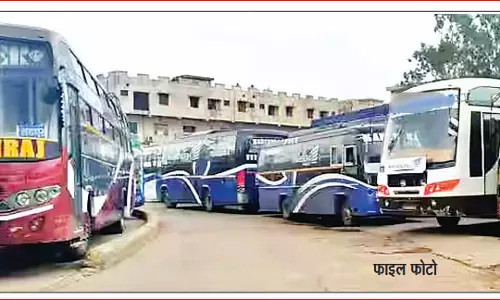 हम बस वाले हैं, बस नहीं करते बाकी सब करते है
