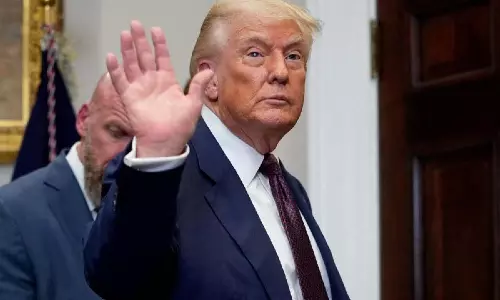 Donald Trump के टैरिफ की मनमौजी नीति पर संपादकीय Donald Trump के टैरिफ की मनमौजी नीति पर संपादकीय