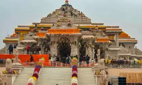 Mumbai: पाकिस्तान से राम मंदिर उड़ाने का संदेश, पुलिस में हड़कंप Mumbai: पाकिस्तान से राम मंदिर उड़ाने का संदेश, पुलिस में हड़कंप