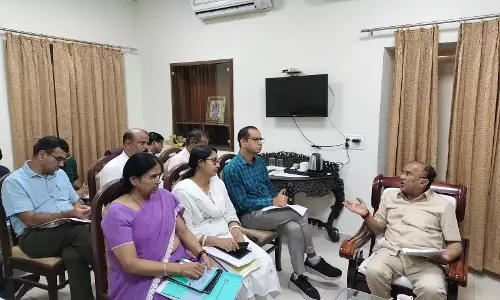 Jaipur : विधानसभा अध्यक्ष ने अजमेर विकास प्राधिकरण के अधिकारियों की बैठक ली Jaipur : विधानसभा अध्यक्ष ने अजमेर विकास प्राधिकरण के अधिकारियों की बैठक ली