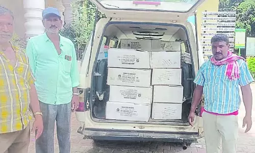 Ramnagar : ग्रामीण लोगों के लिए ज्ञान प्राप्ति हेतु ग्राम पुस्तकालय Ramnagar : ग्रामीण लोगों के लिए ज्ञान प्राप्ति हेतु ग्राम पुस्तकालय