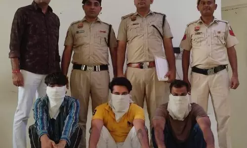 सोनीपत के एक गांव में सीआरपीएफ कर्मी की हत्या के आरोप में तीन गिरफ्तार सोनीपत के एक गांव में सीआरपीएफ कर्मी की हत्या के आरोप में तीन गिरफ्तार
