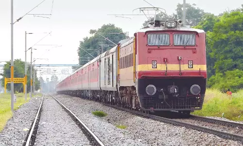 SCR ने विजयवाड़ा रेलवे स्टेशन पर स्वच्छता अभियान शुरू किया