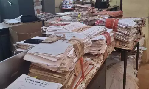 भूमि समतलीकरण; हजारों आवेदन लंबित