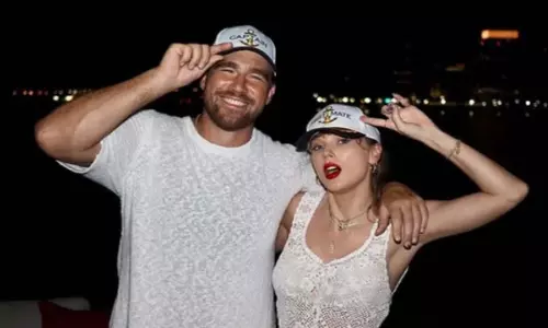 Travis Kelce को इंस्टाग्राम पर आधिकारिक रूप से जाने से पहले टेलर स्विफ्ट की सभी युगल तस्वीरें हटानी पड़ीं?