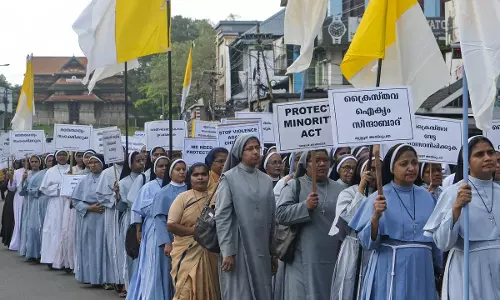 Kerala  की कैथोलिक ननें सशर्त ज़मानत पर छत्तीसगढ़ जेल से रिहा