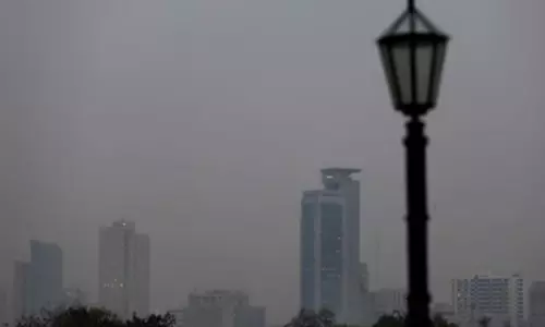 कराची स्थित अमेरिकी वाणिज्य दूतावास ने खतरे की चेतावनी के बाद अपने नागरिकों के लिए परामर्श जारी किया