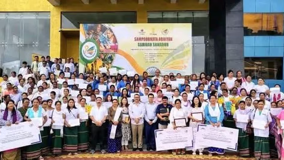संपूर्णता अभियान के तहत महत्वपूर्ण प्रदर्शन के लिए Arunachal के नामसाई, चोंगखाम को सम्मानित किया