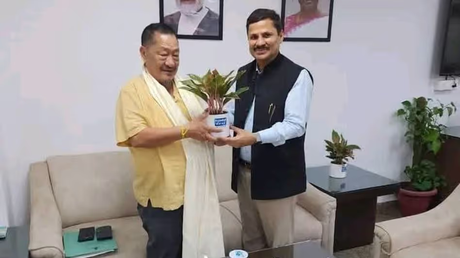 जलविद्युत परियोजना में तेजी के लिए अरुणाचल विधायक ने उठाया कदम जलविद्युत परियोजना में तेजी के लिए अरुणाचल विधायक ने उठाया कदम
